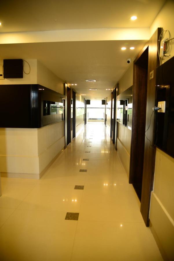 Miles Inn Hotel Hassan Εξωτερικό φωτογραφία