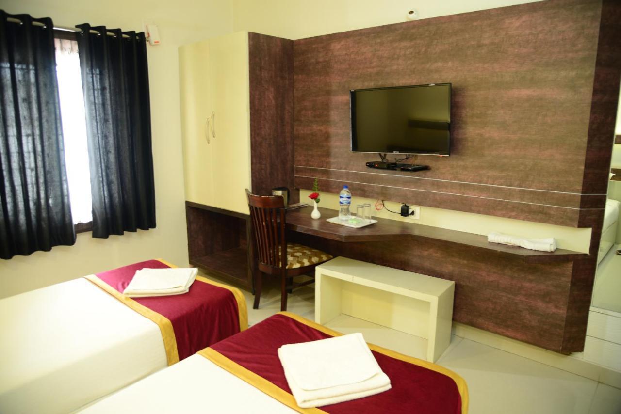Miles Inn Hotel Hassan Εξωτερικό φωτογραφία