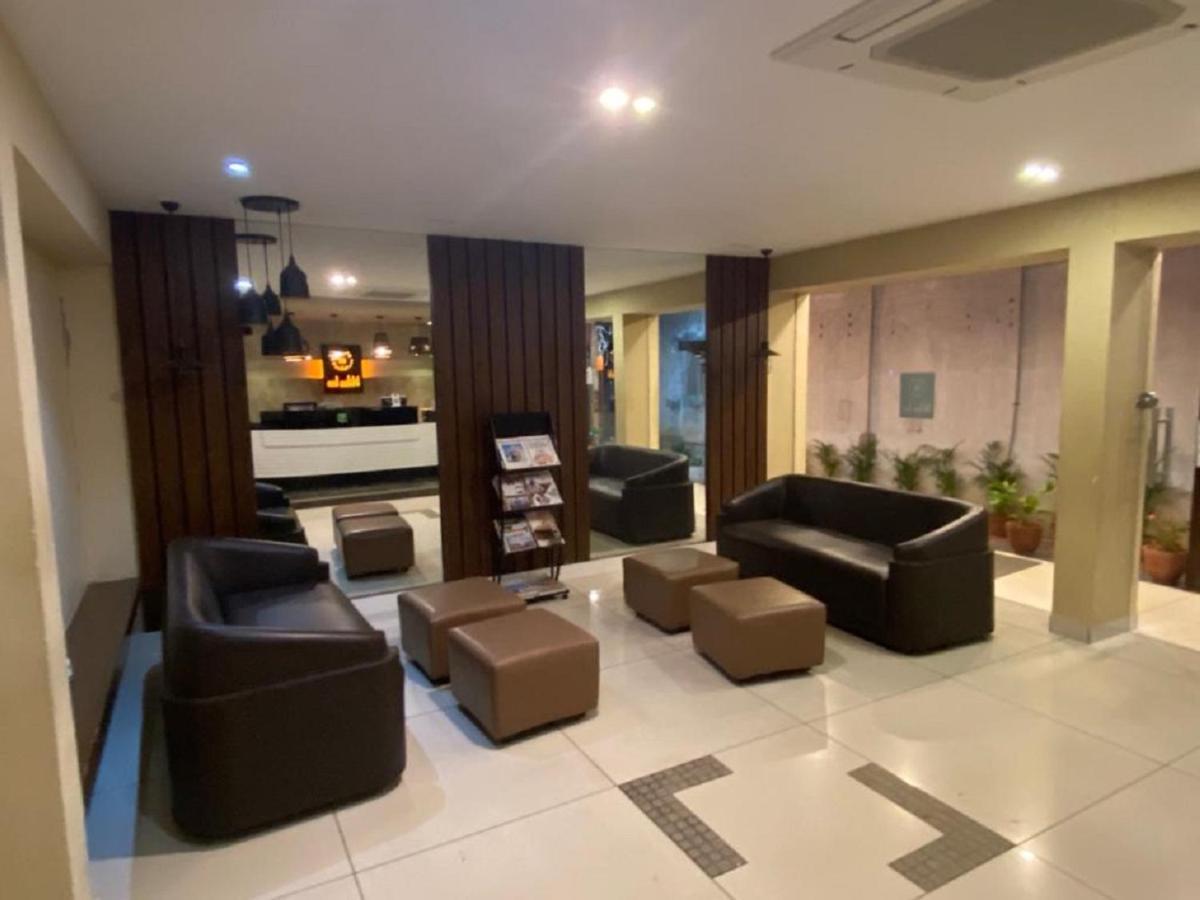 Miles Inn Hotel Hassan Εξωτερικό φωτογραφία